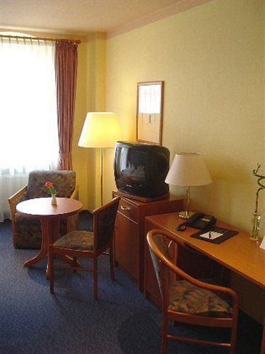 Rothenburger Hof Hotel Dresden Room photo